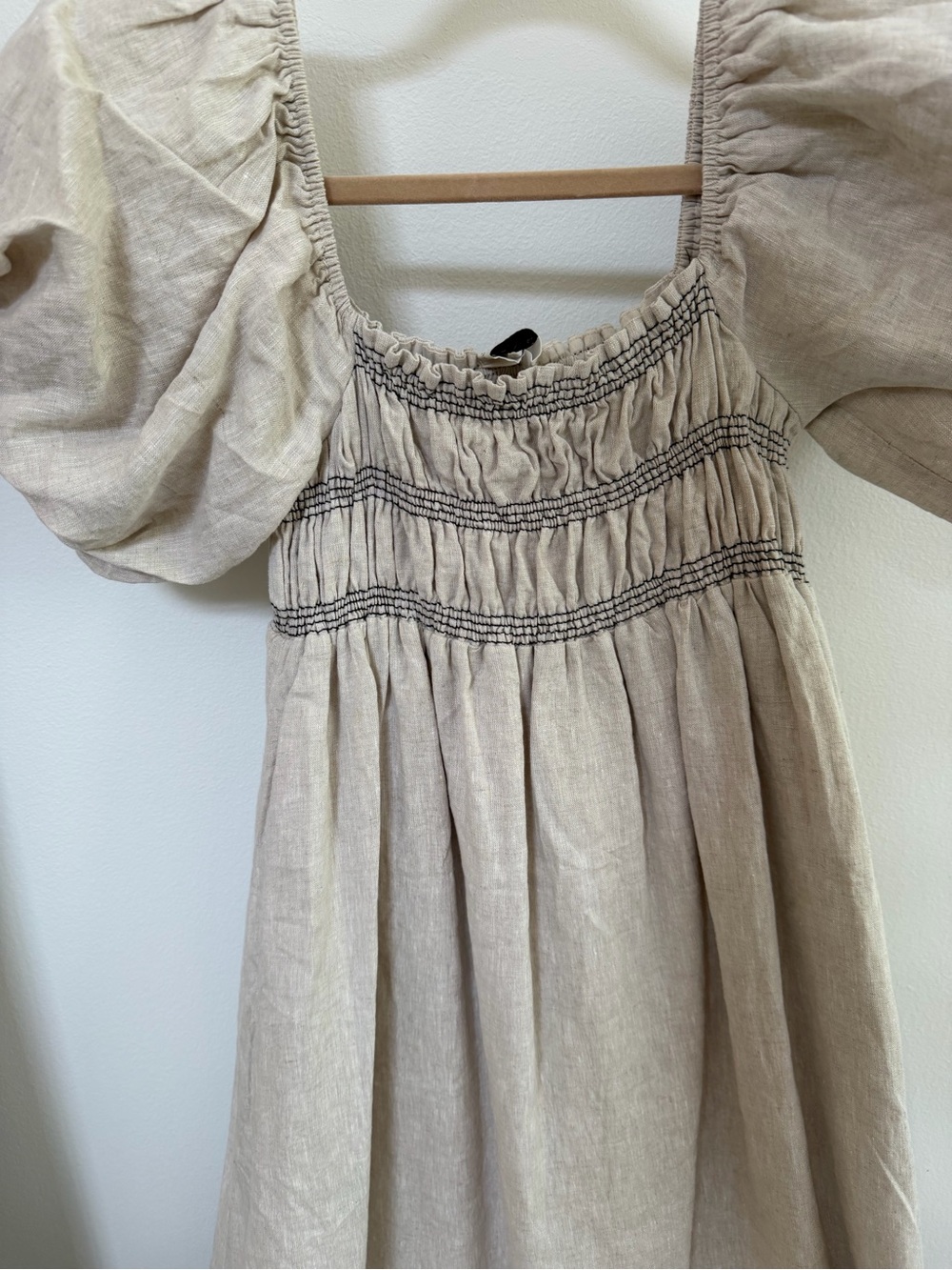 Dissh Beige Puff-Sleeve Linen Dress - Picture 2 of 3